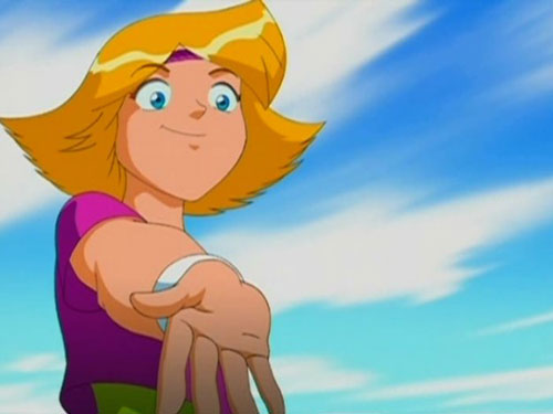 Clover podává ruku